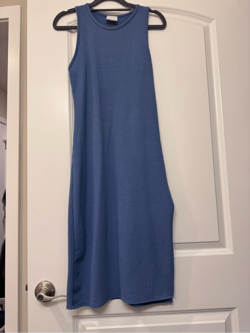 Olivia Rae Sleeveless Ribbed Midi Dress - Blue